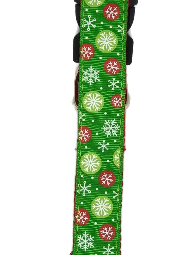 Christmas Dog Leashes 1.2m - Moondidley Pets Green Snow Flakes - Mega Pet Store