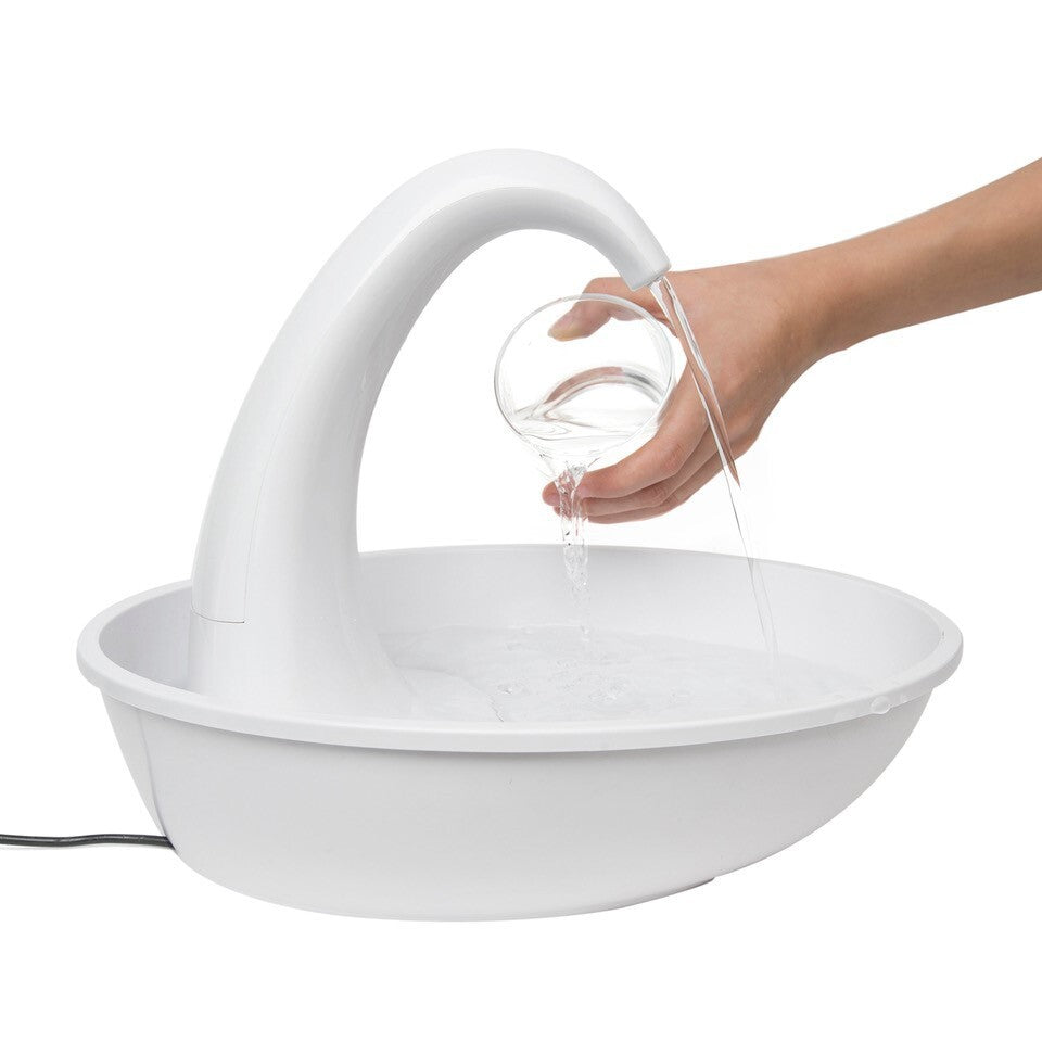 Pioneer Pet Swan Drinking Water Fountain for Cats & Dogs 2.3 L